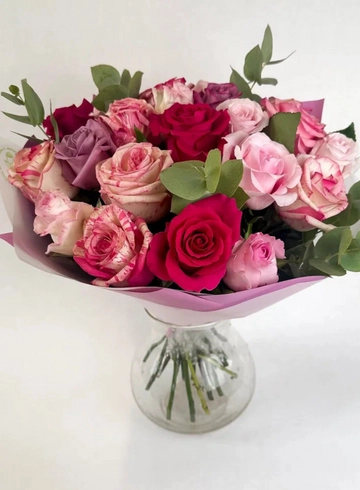 Розы в упаковке  от интернет-магазина цветов в 