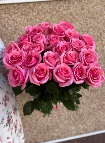 23 розовых роз от интернет-магазина цветов в 