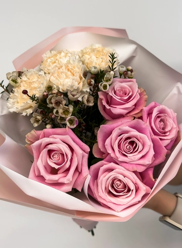 Светлое небо от интернет-магазина цветов в 