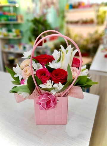 Композиция &laquo;Летний аромат&raquo; от интернет-магазина цветов в 